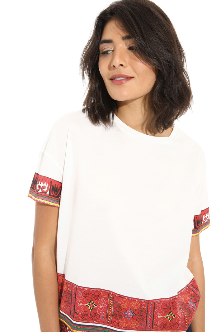 Printed bottom T-shirt Intrend Printed bottom T-shirt Intrend