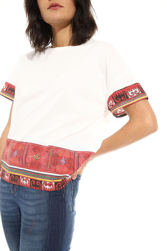 Printed bottom T-shirt Intrend Printed bottom T-shirt Intrend