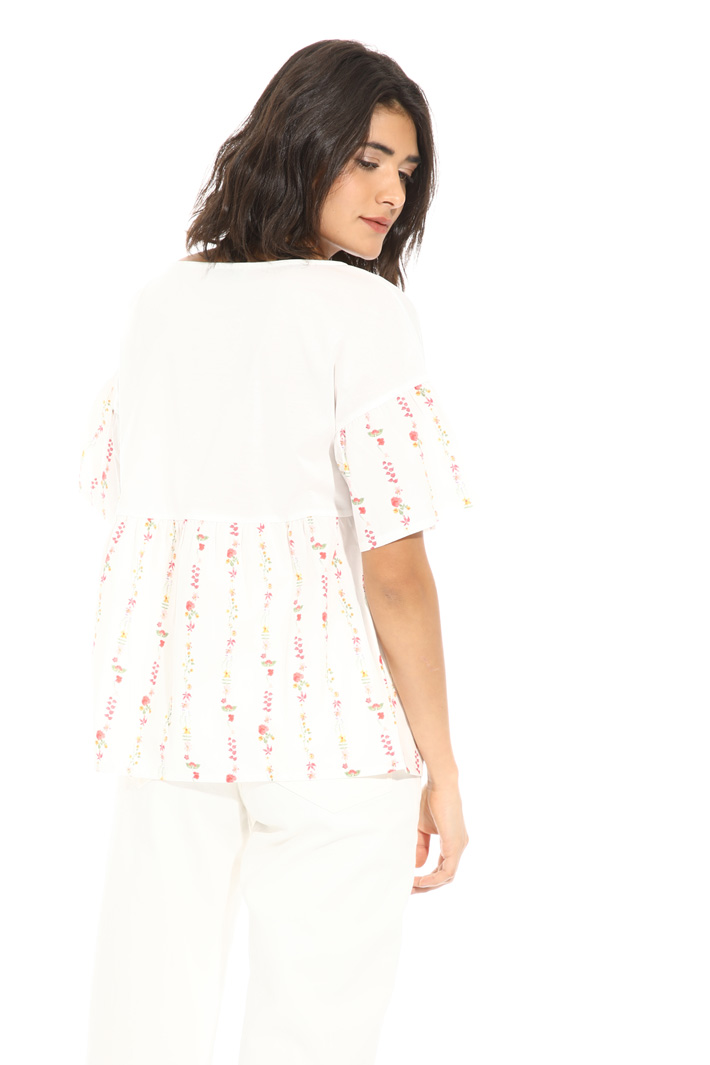 Wide sleeve blouse Intrend Wide sleeve blouse Intrend