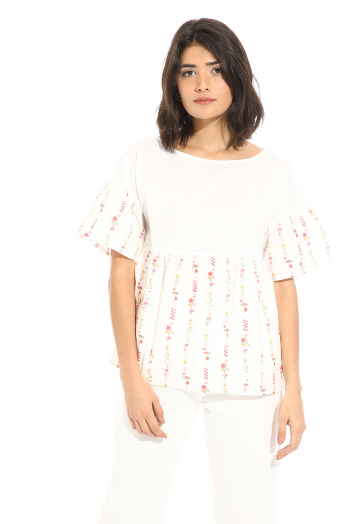 Wide sleeve blouse Intrend Wide sleeve blouse Intrend