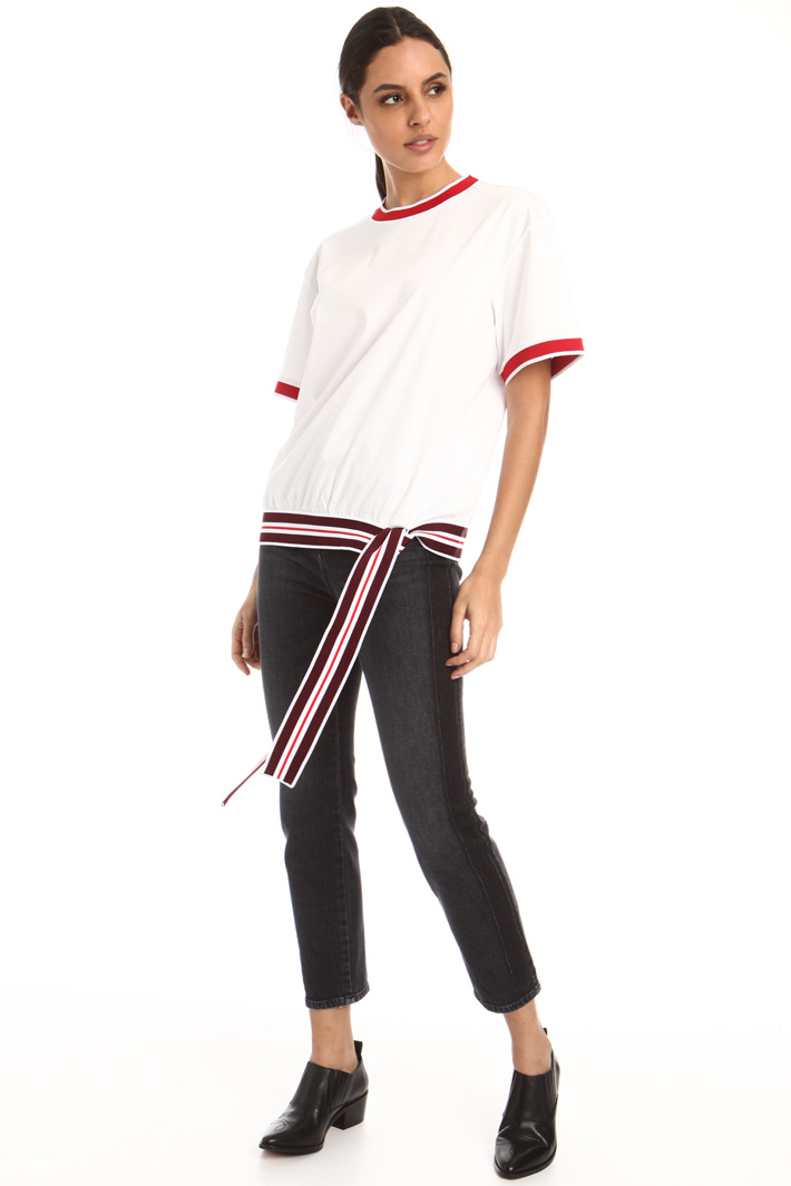 Trimmed T-shirt Intrend Trimmed T-shirt Intrend