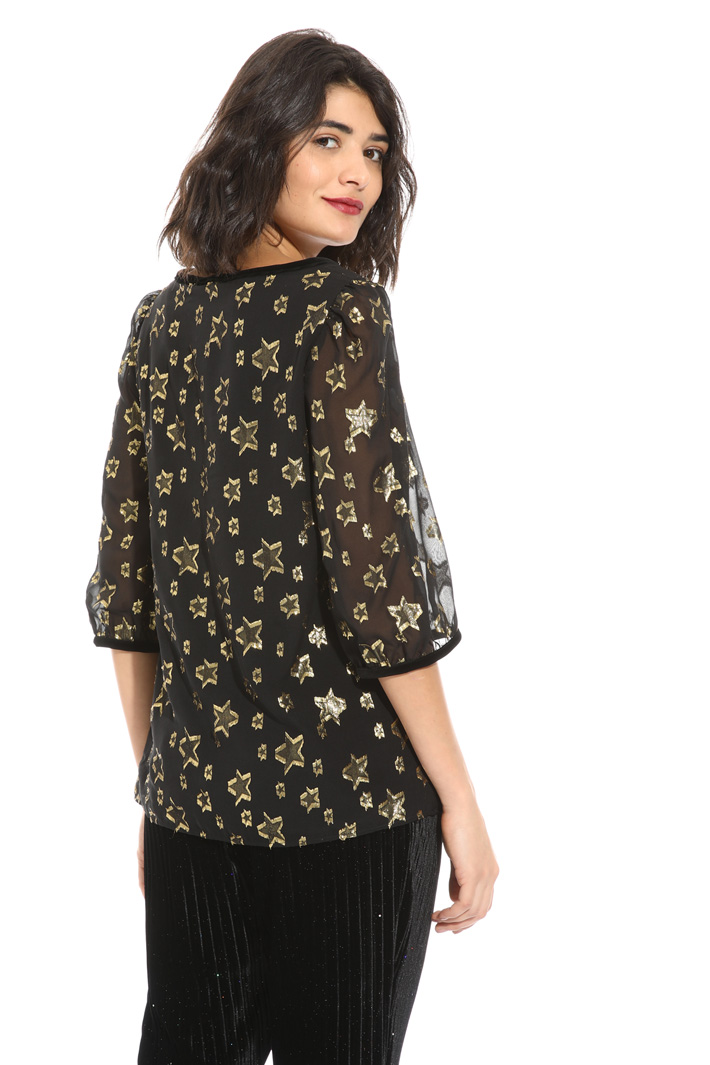 Silk blouse with embroidery
Intrend Silk blouse with embroidery
Intrend