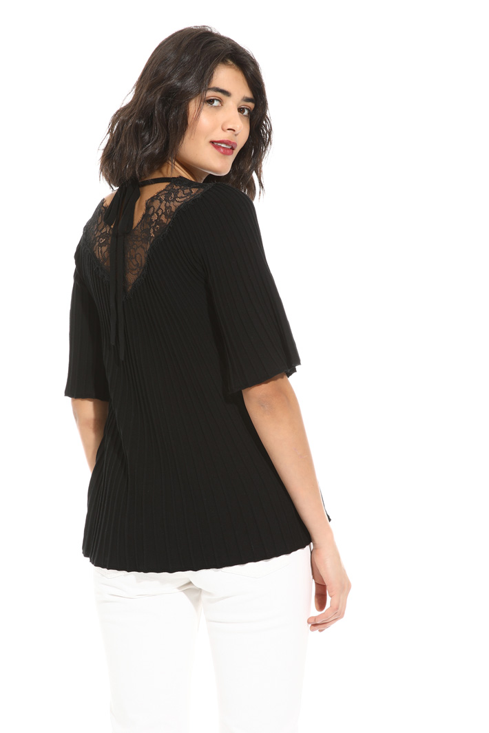 Plissè effect sweater Intrend Plissè effect sweater Intrend