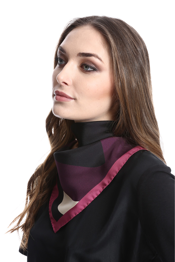 Yarn-dyed foulard Intrend Yarn-dyed foulard Intrend