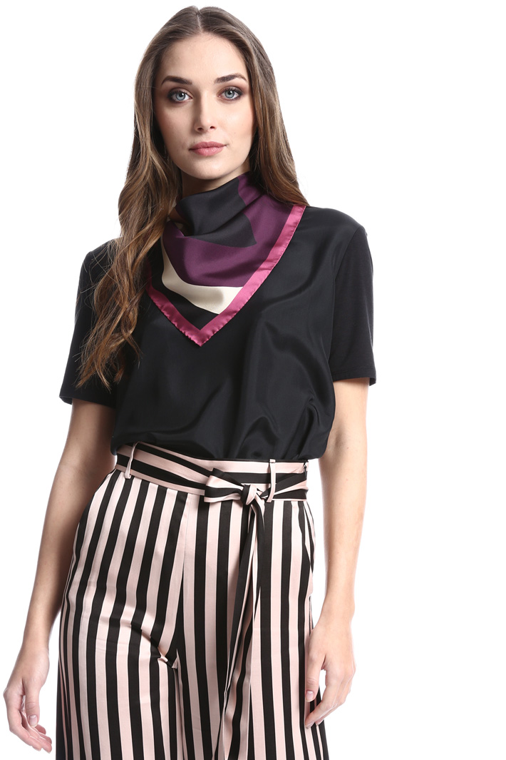 Yarn-dyed foulard Intrend Yarn-dyed foulard Intrend