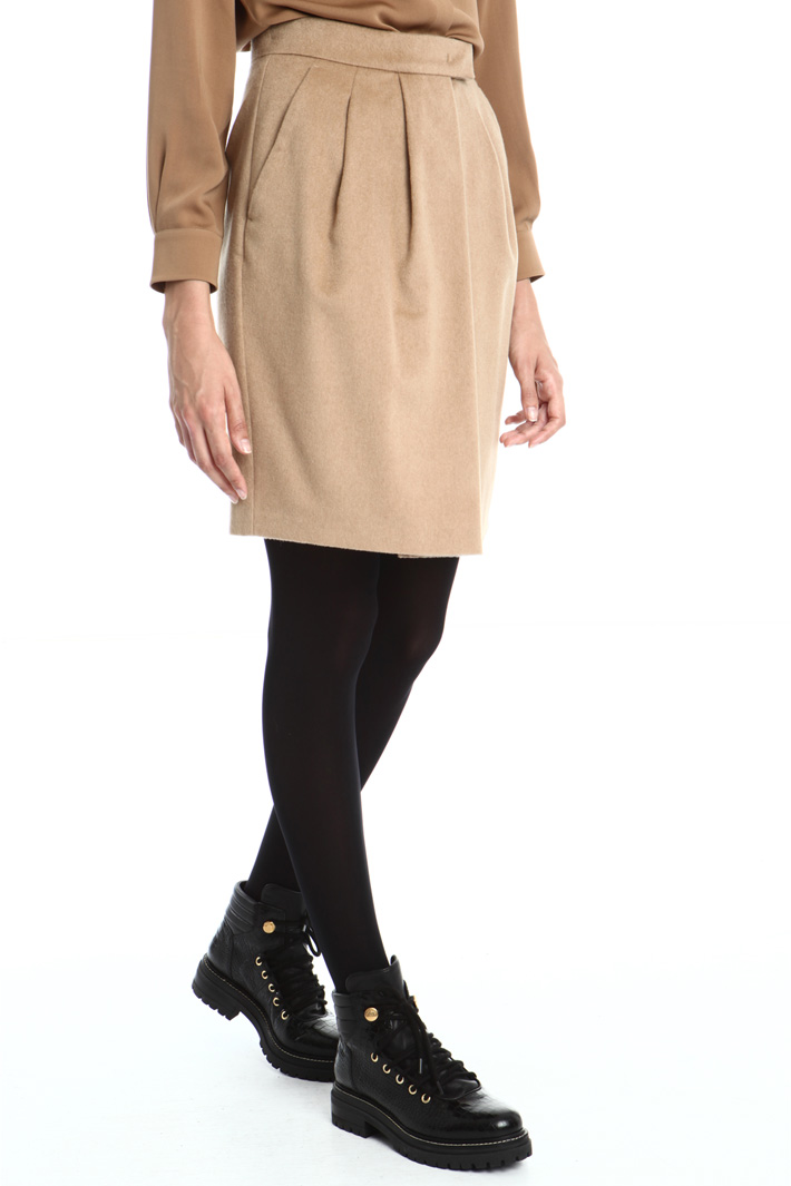 Short camel skirt Intrend Short camel skirt Intrend
