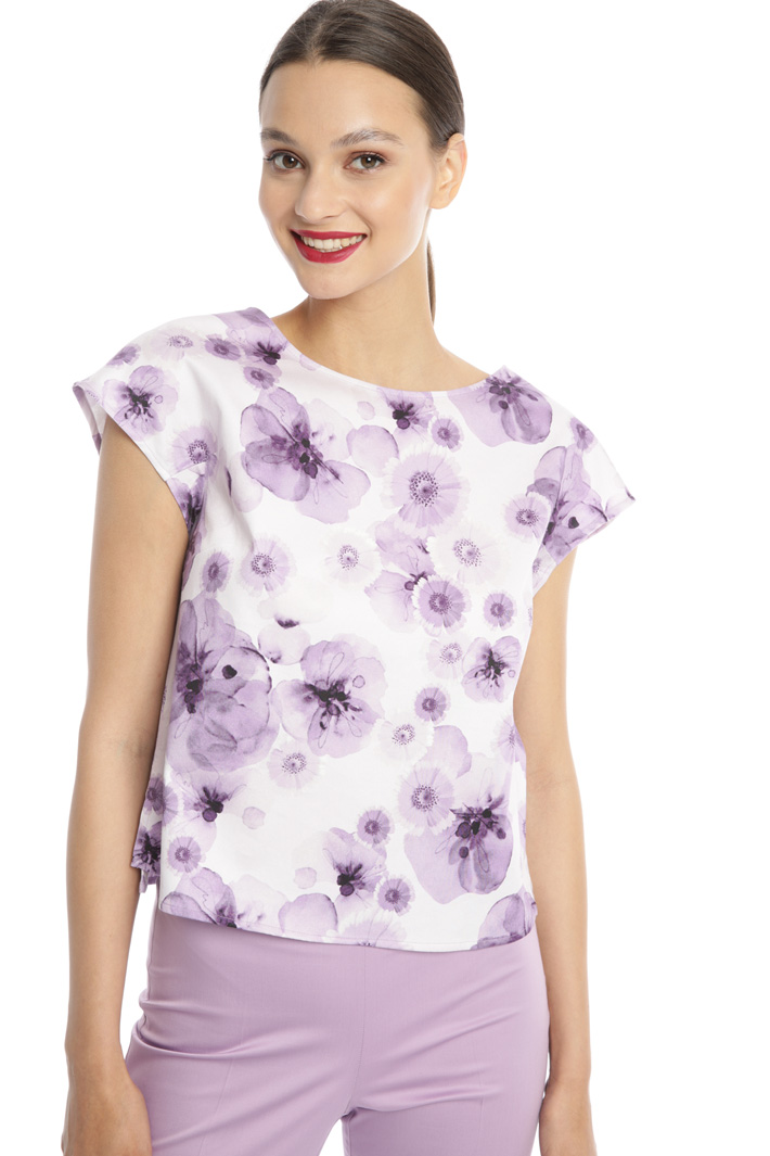 Back V-neck cotton top Intrend Back V-neck cotton top Intrend