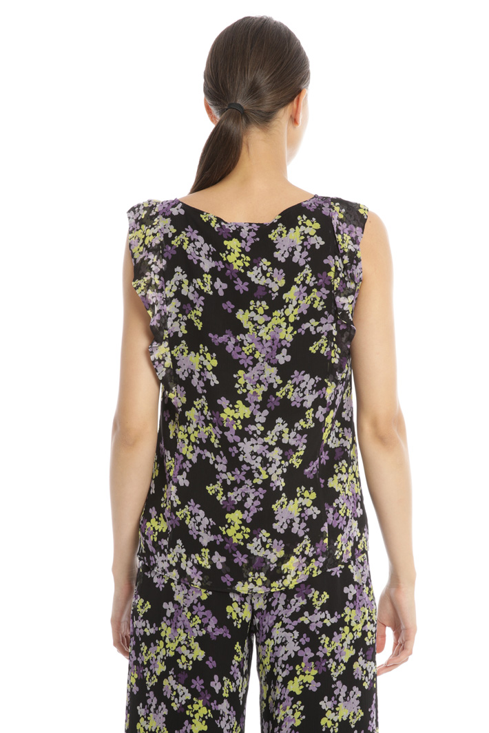 Sleeveless creponne top Intrend Sleeveless creponne top Intrend