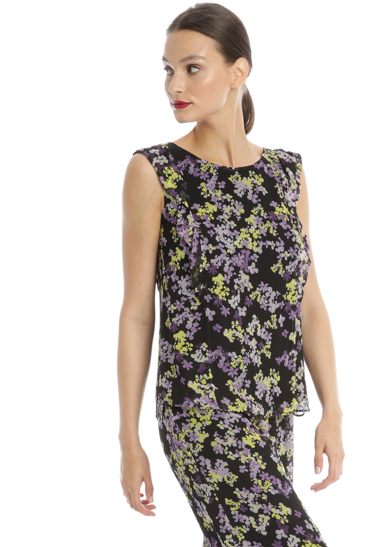 Sleeveless creponne top Intrend Sleeveless creponne top Intrend