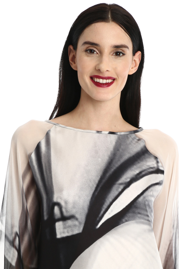 Silk georgette blouse Intrend Silk georgette blouse Intrend