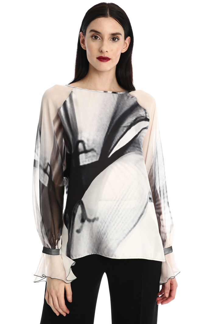Silk georgette blouse Intrend Silk georgette blouse Intrend