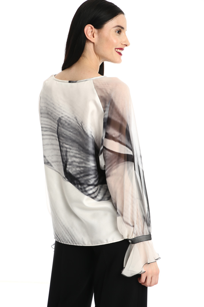 Silk georgette blouse Intrend Silk georgette blouse Intrend