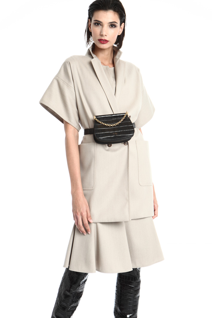 Short sleeve overcoat Intrend Short sleeve overcoat Intrend