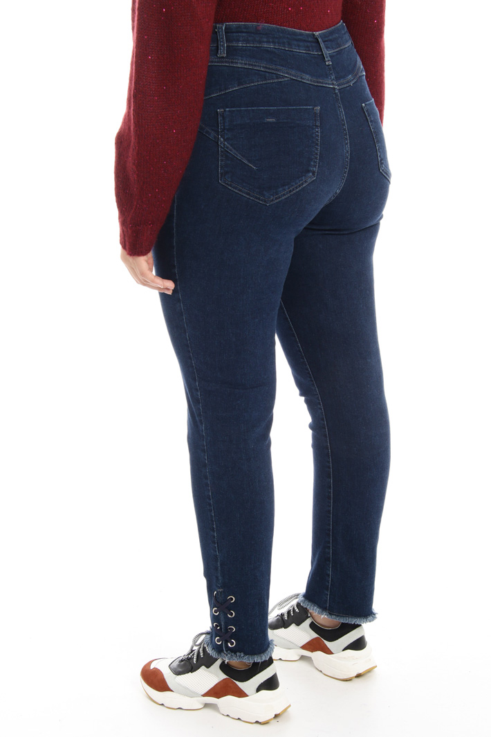 Fringed stretch denim Intrend Fringed stretch denim Intrend