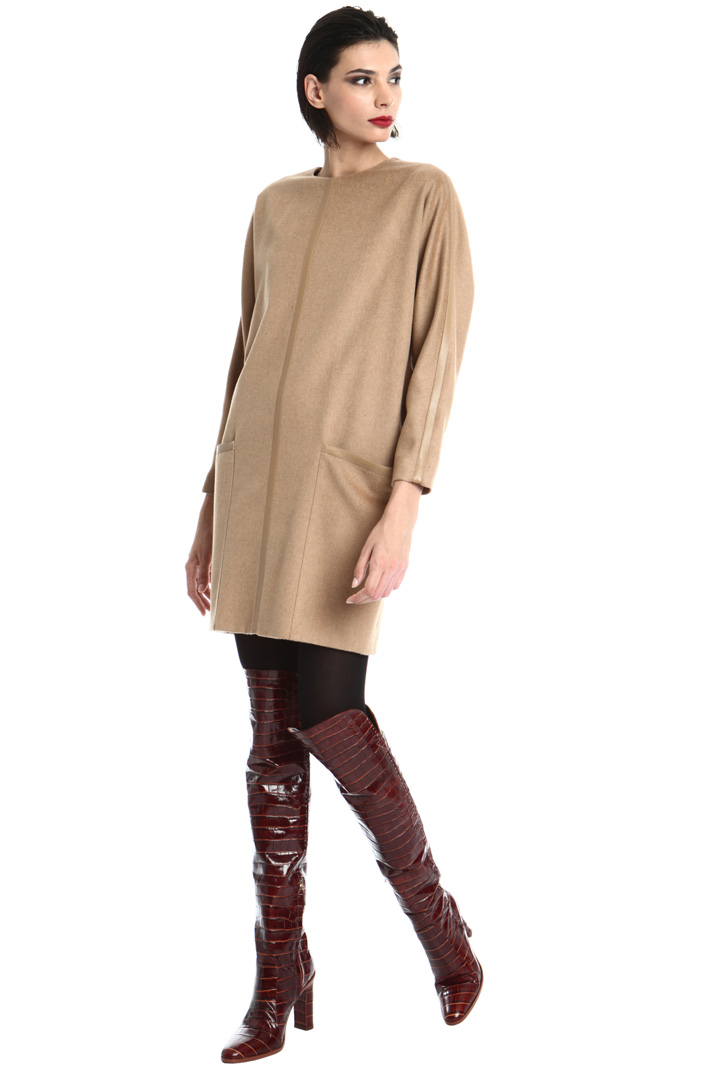 Egg-Shaped camel dress Intrend Egg-Shaped camel dress Intrend