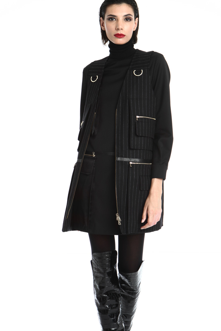 Multi-Pocket vest Intrend Multi-Pocket vest Intrend