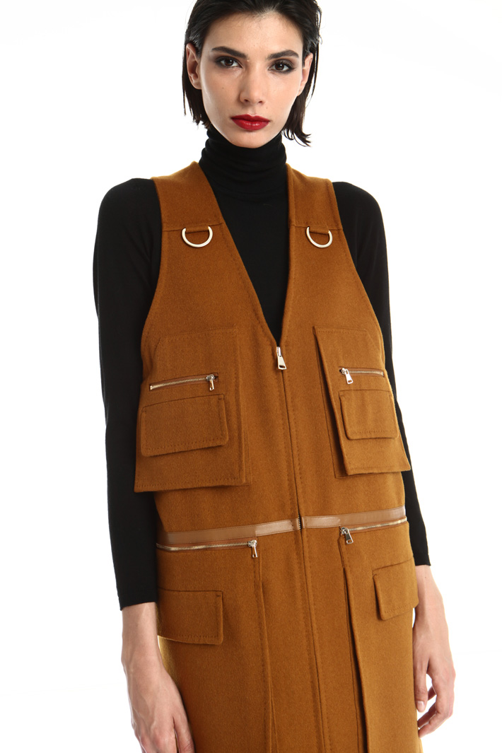 Long camel with pockets Intrend Long camel with pockets Intrend