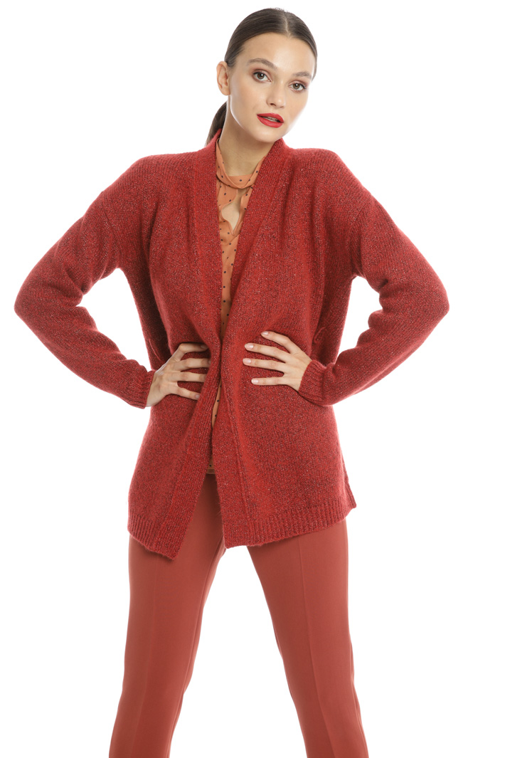Lamé cardigan with belt Intrend Lamé cardigan with belt Intrend