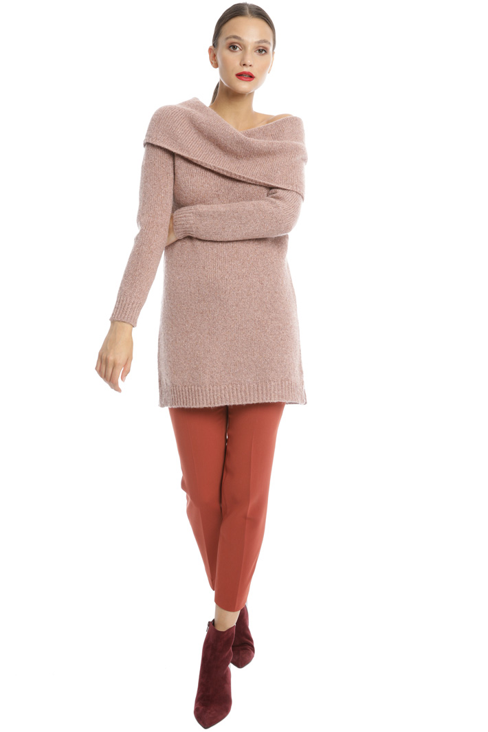 Off shoulder sweater Intrend Off shoulder sweater Intrend