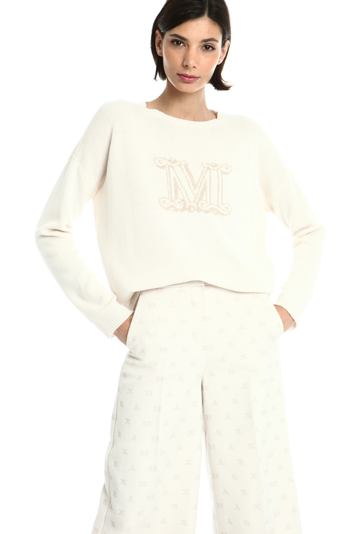 Drop shoulder sweater Intrend Drop shoulder sweater Intrend