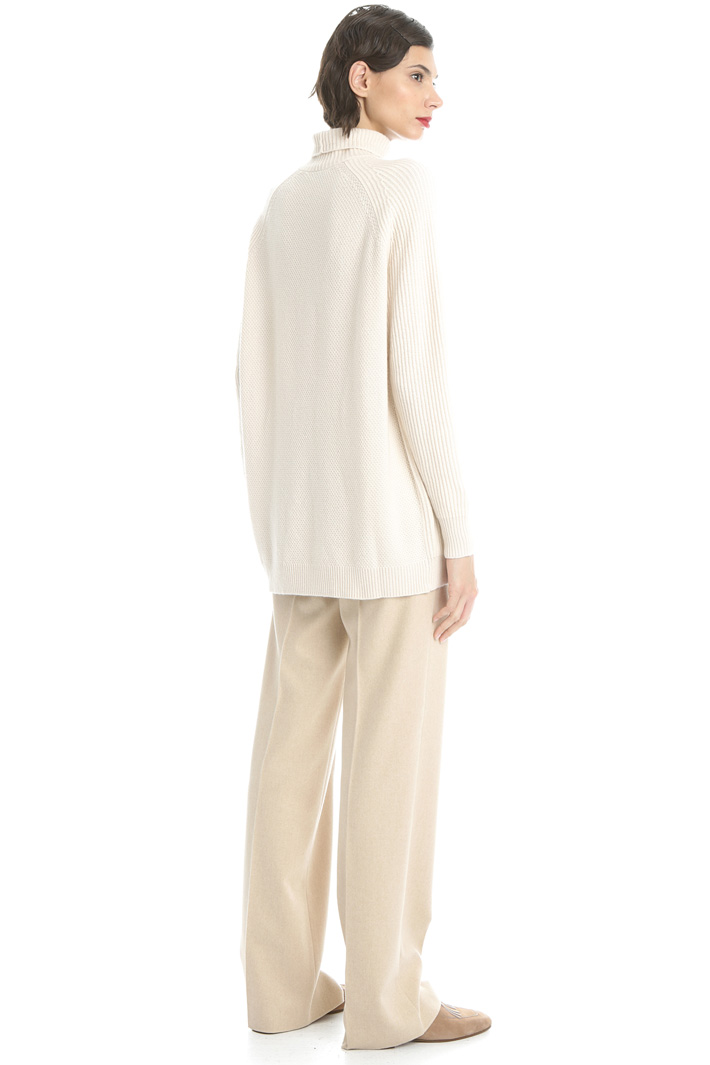 Turtleneck sweater in cashmere Intrend Turtleneck sweater in cashmere Intrend