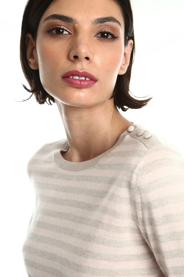 Cashmere and silk sweater Intrend Cashmere and silk sweater Intrend