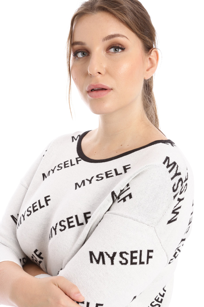 Wool jacquard sweater Intrend Wool jacquard sweater Intrend
