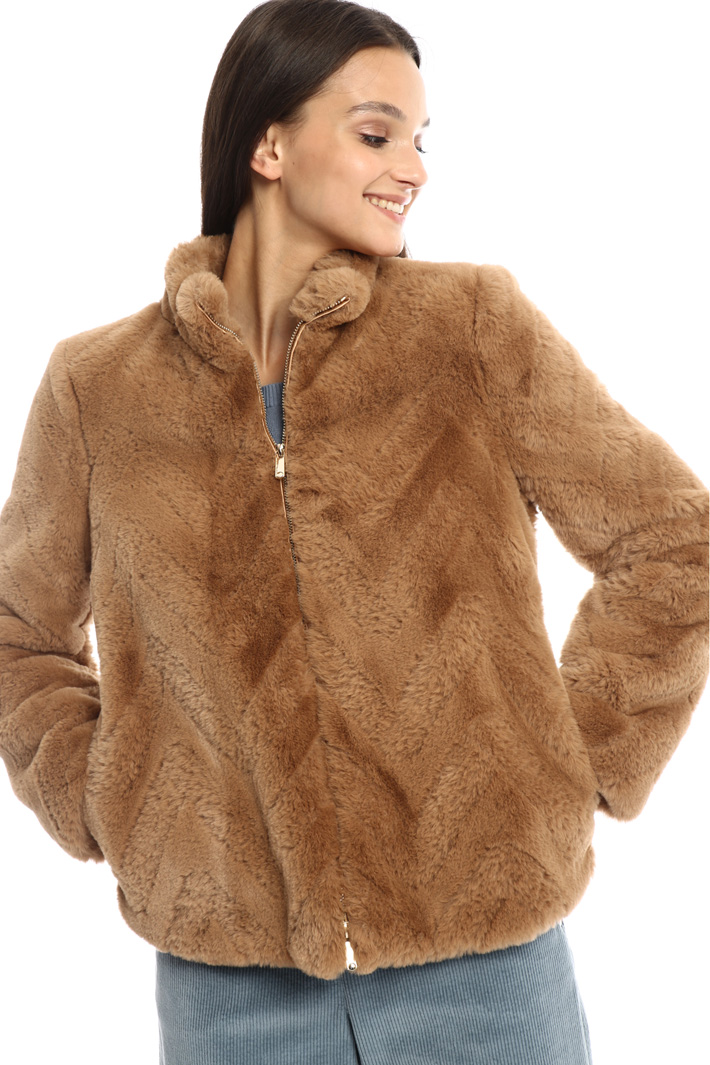High neck plush jacket Intrend High neck plush jacket Intrend