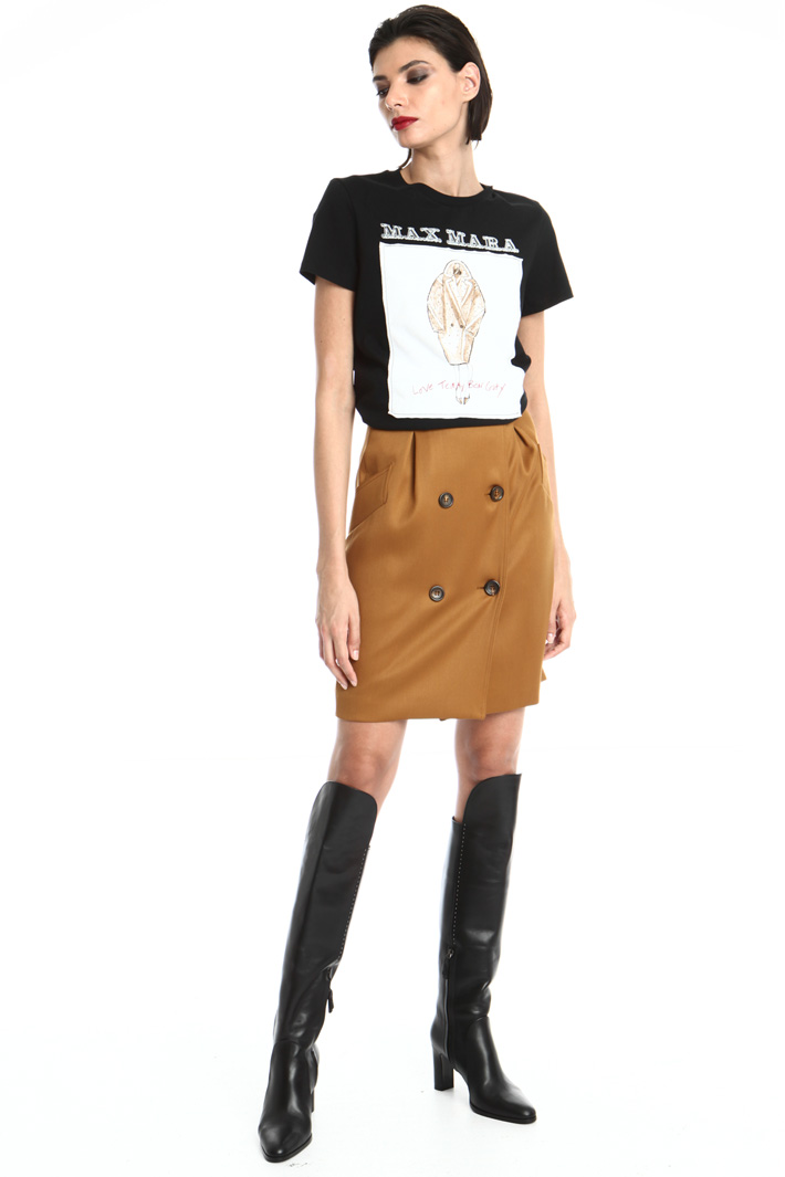 Embroidered T-shirt Intrend Embroidered T-shirt Intrend