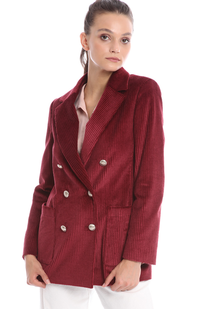 Double-breasted velvet blazer Intrend Double-breasted velvet blazer Intrend
