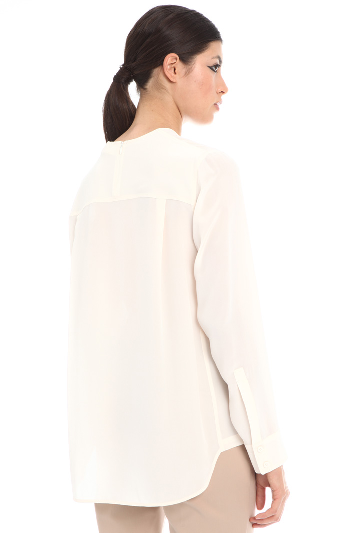 Silk crepe blouse Intrend Silk crepe blouse Intrend