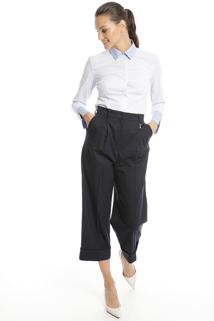 Crop trousers with turn ups Intrend Crop trousers with turn ups Intrend