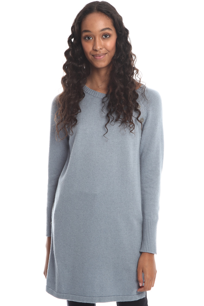 Long sweater with buttons Intrend Long sweater with buttons Intrend