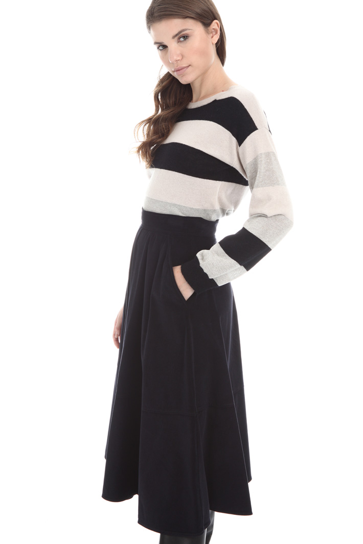 Flowy velvet skirt Intrend Flowy velvet skirt Intrend
