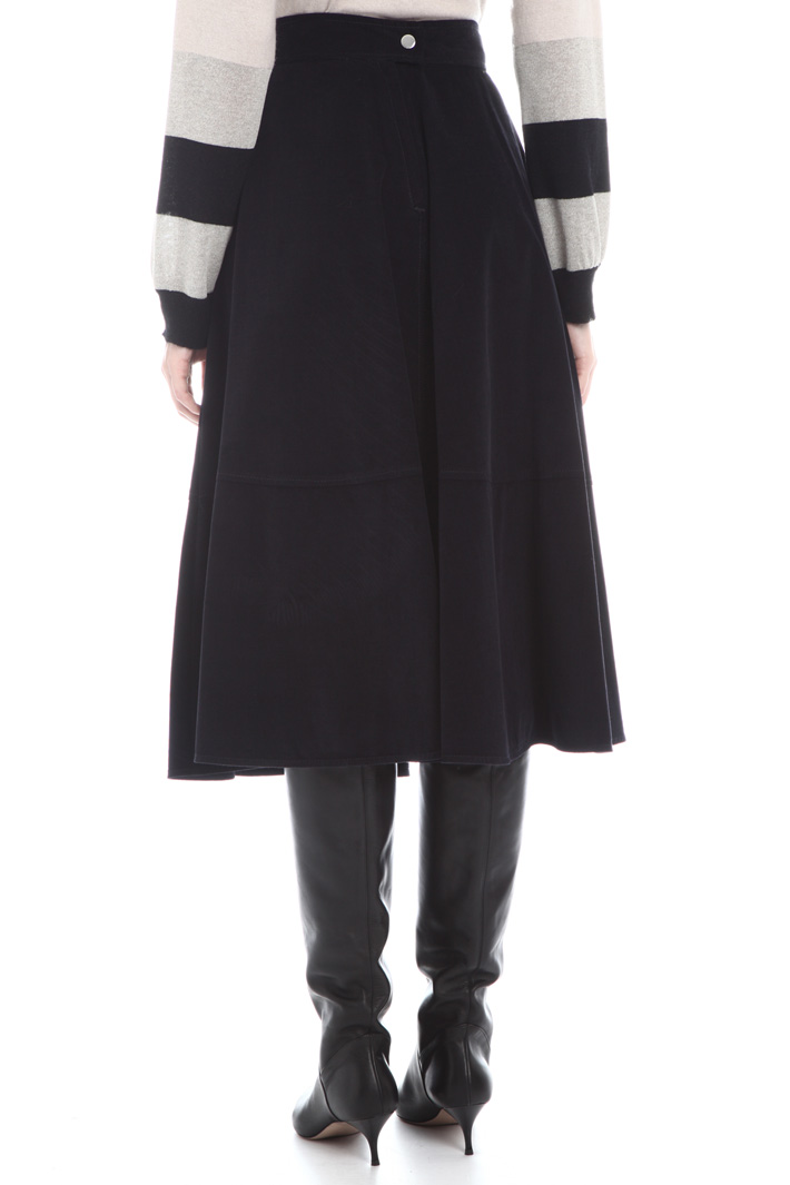 Flowy velvet skirt Intrend Flowy velvet skirt Intrend