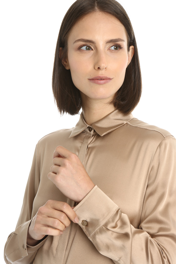 Silk satin shirt Intrend Silk satin shirt Intrend