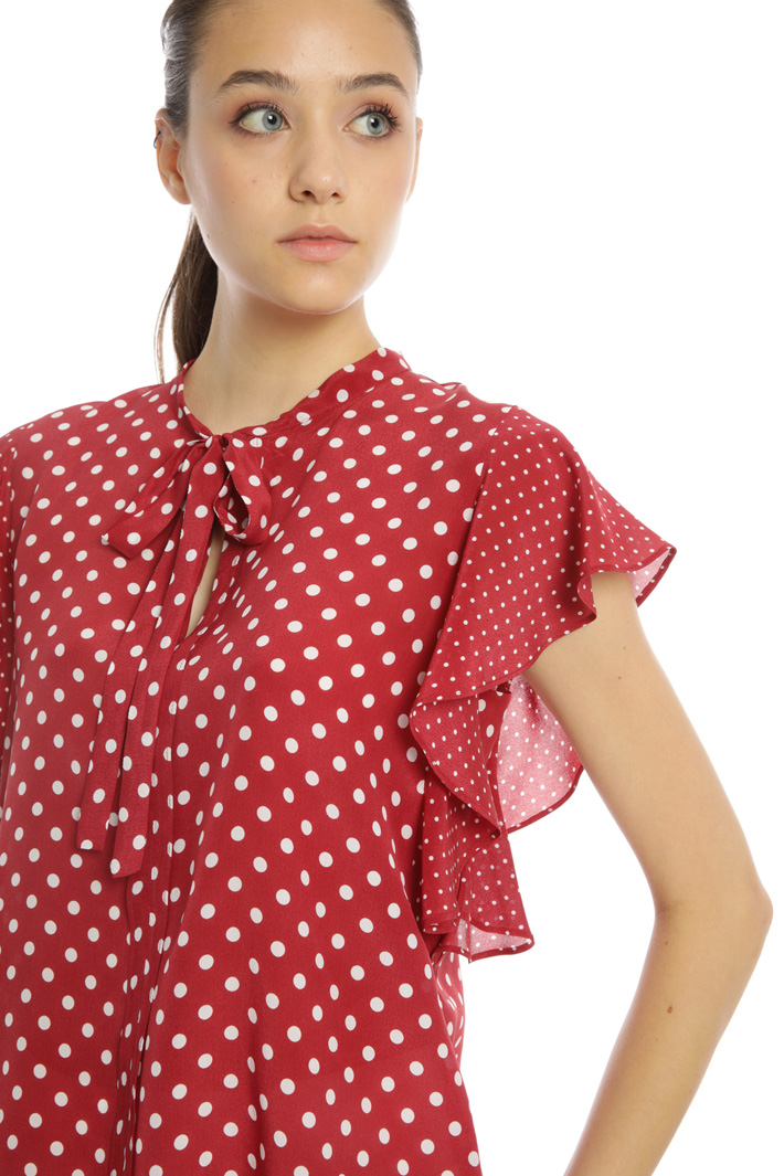 Frilled sleeve top Intrend Frilled sleeve top Intrend