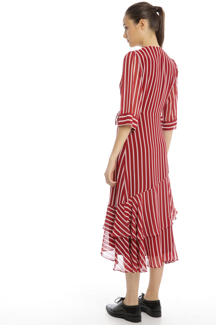 Flounced georgette dress Intrend Flounced georgette dress Intrend