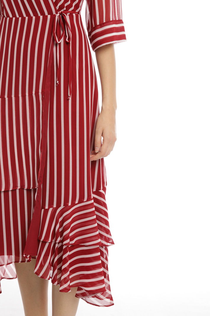 Flounced georgette dress Intrend Flounced georgette dress Intrend