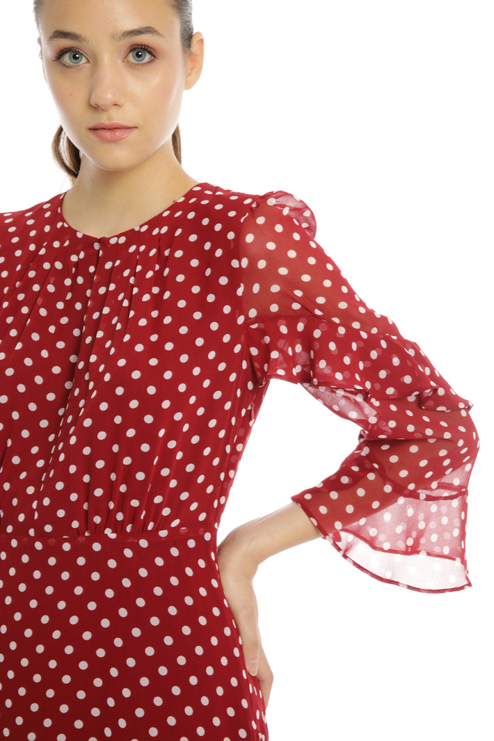 Flared georgette dress Intrend Flared georgette dress Intrend
