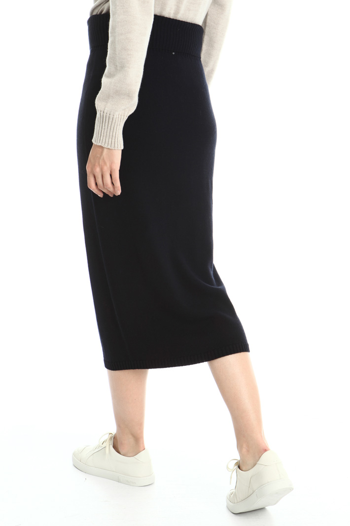 Knitted sheath skirt Intrend Knitted sheath skirt Intrend