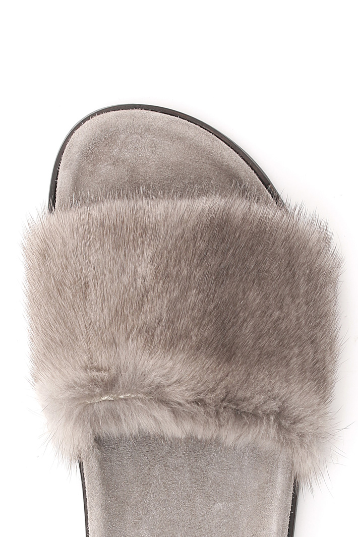Mink slippers Intrend Mink slippers Intrend