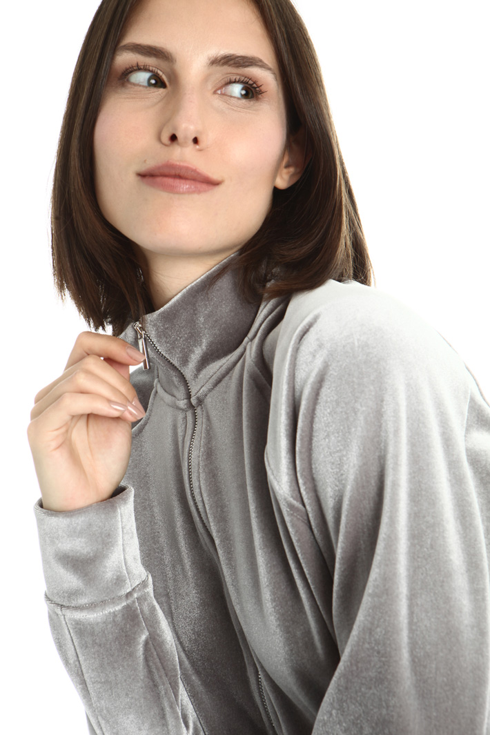 Zipped velvet sweatshirt Intrend Zipped velvet sweatshirt Intrend
