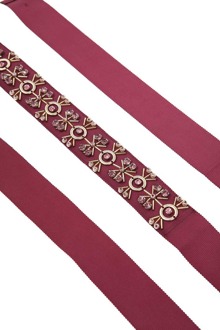 Jewel grosgrain belt
Intrend Jewel grosgrain belt
Intrend