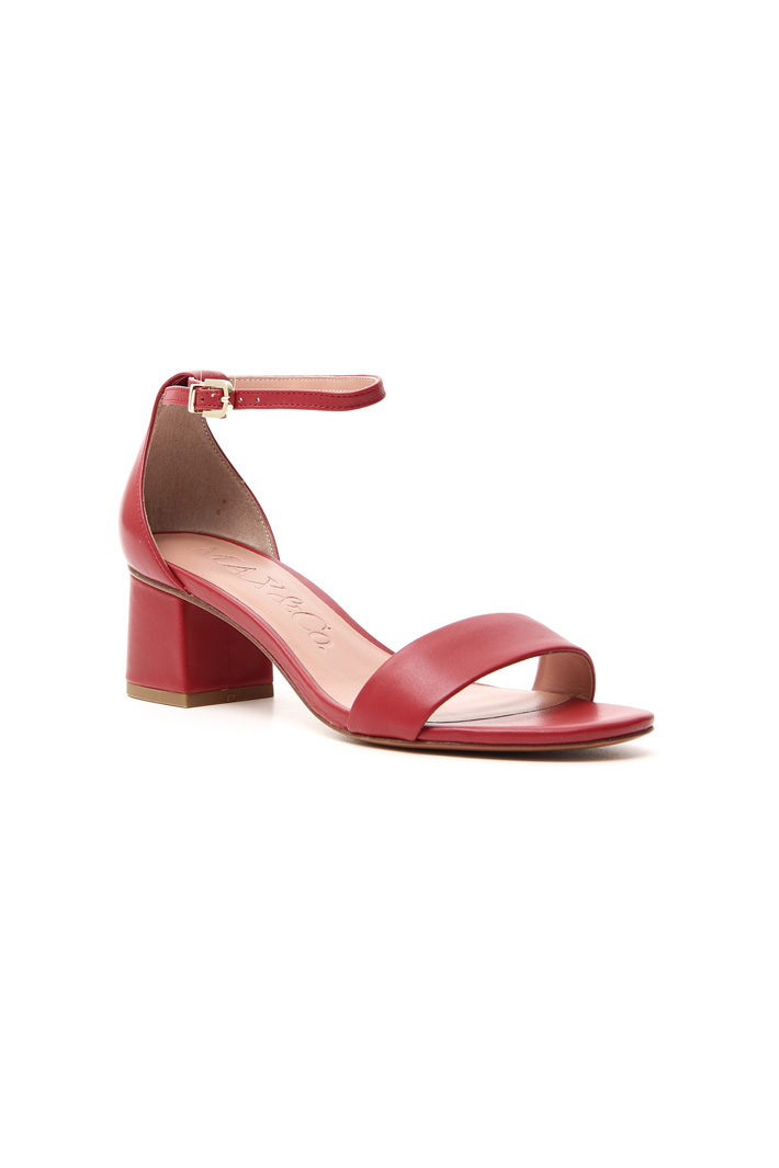 Leather sandals
Intrend Leather sandals
Intrend
