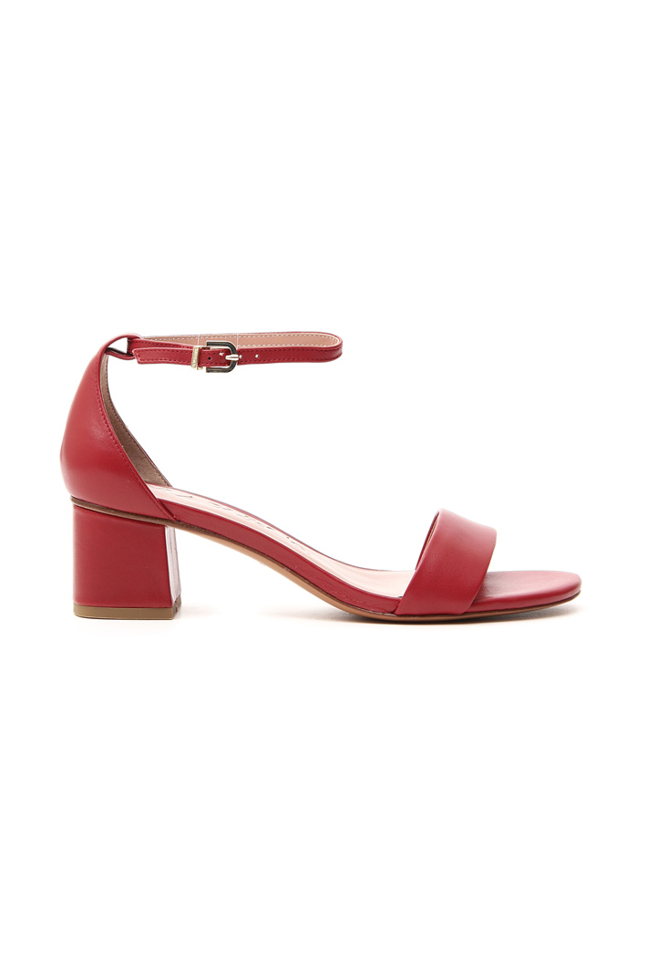 Leather sandals
Intrend Leather sandals
Intrend