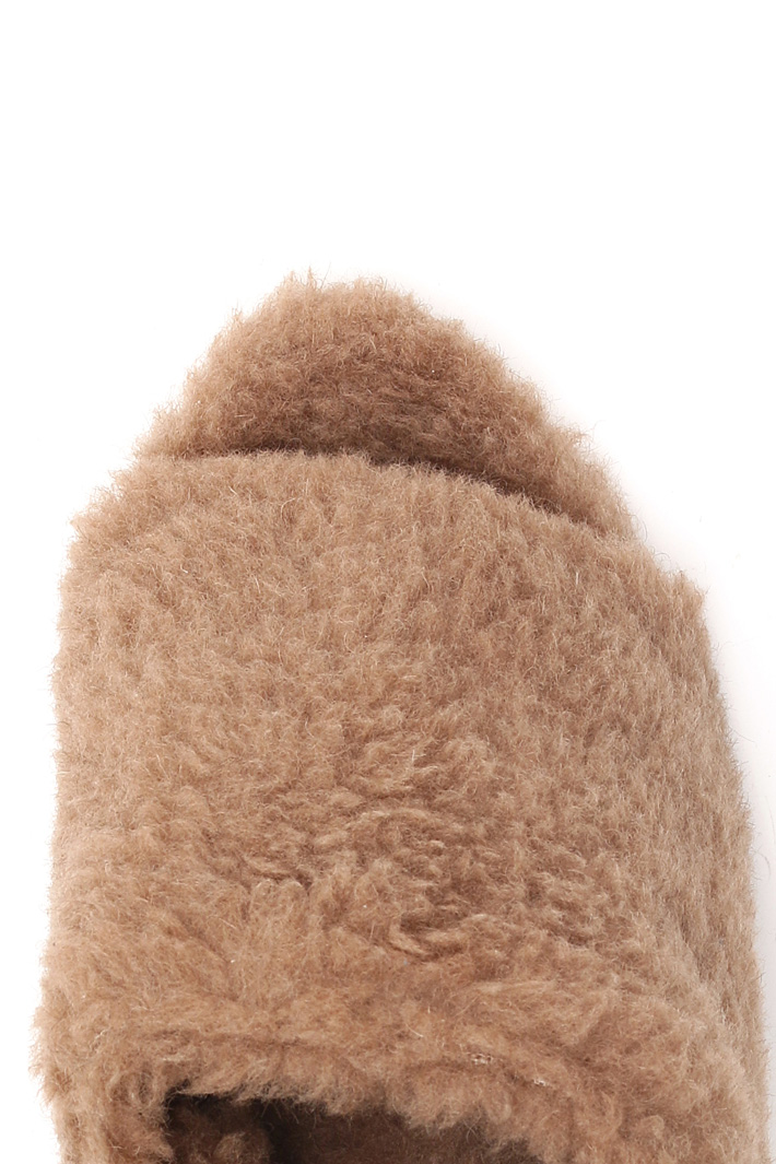 Camel sandals Intrend Camel sandals Intrend