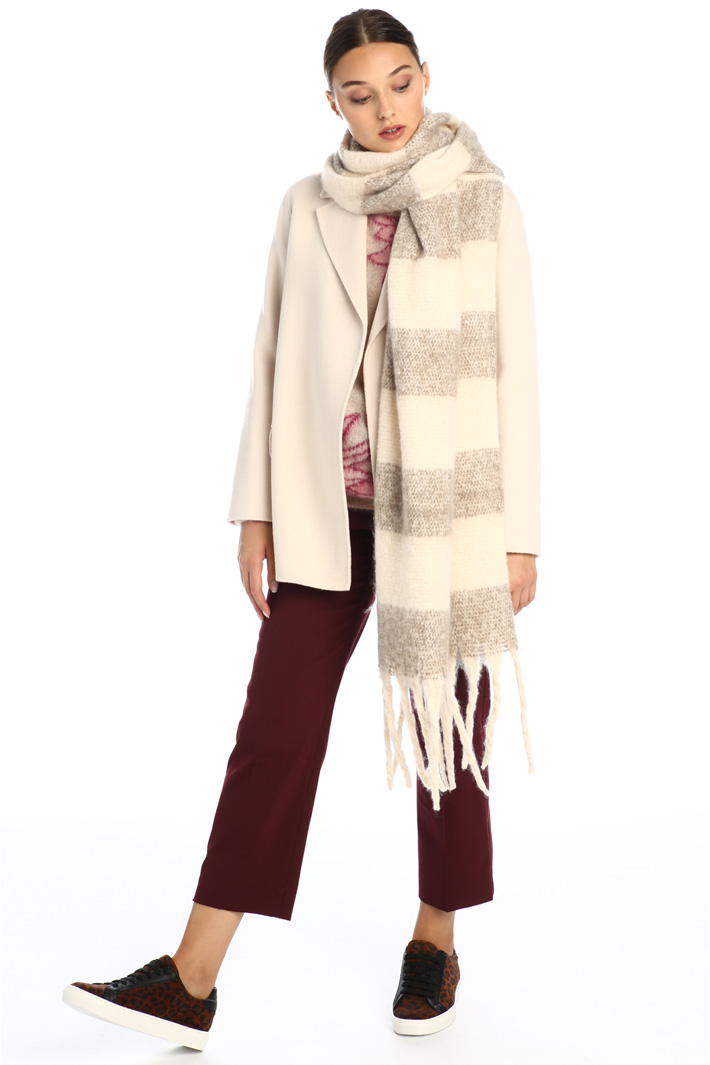 Maxi fringe scarf Intrend Maxi fringe scarf Intrend