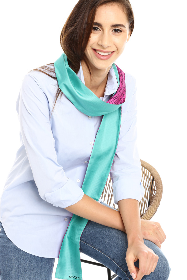 Thin silk pattern scarf
Intrend Thin silk pattern scarf
Intrend
