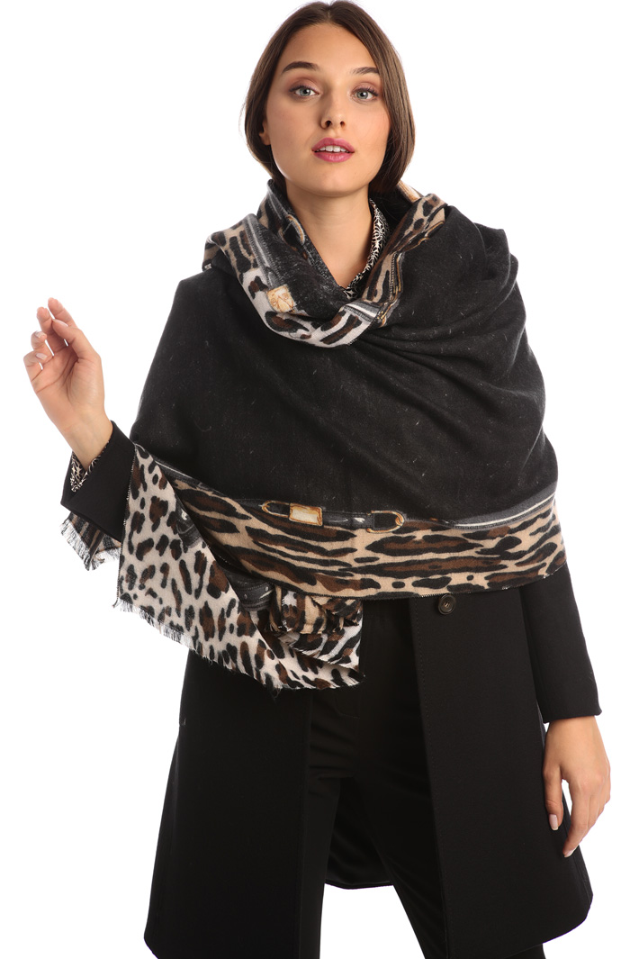 Fringed scarf Intrend Fringed scarf Intrend